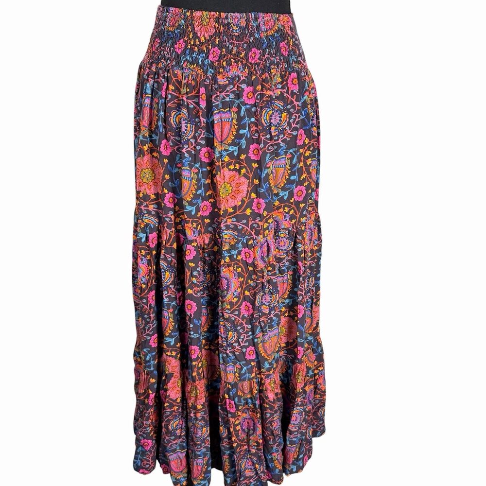 Natural Life Gypsy Tiered Maxi Skirt XL Folk Dark Floral Boho Festival Smocked - Picture 4 of 6